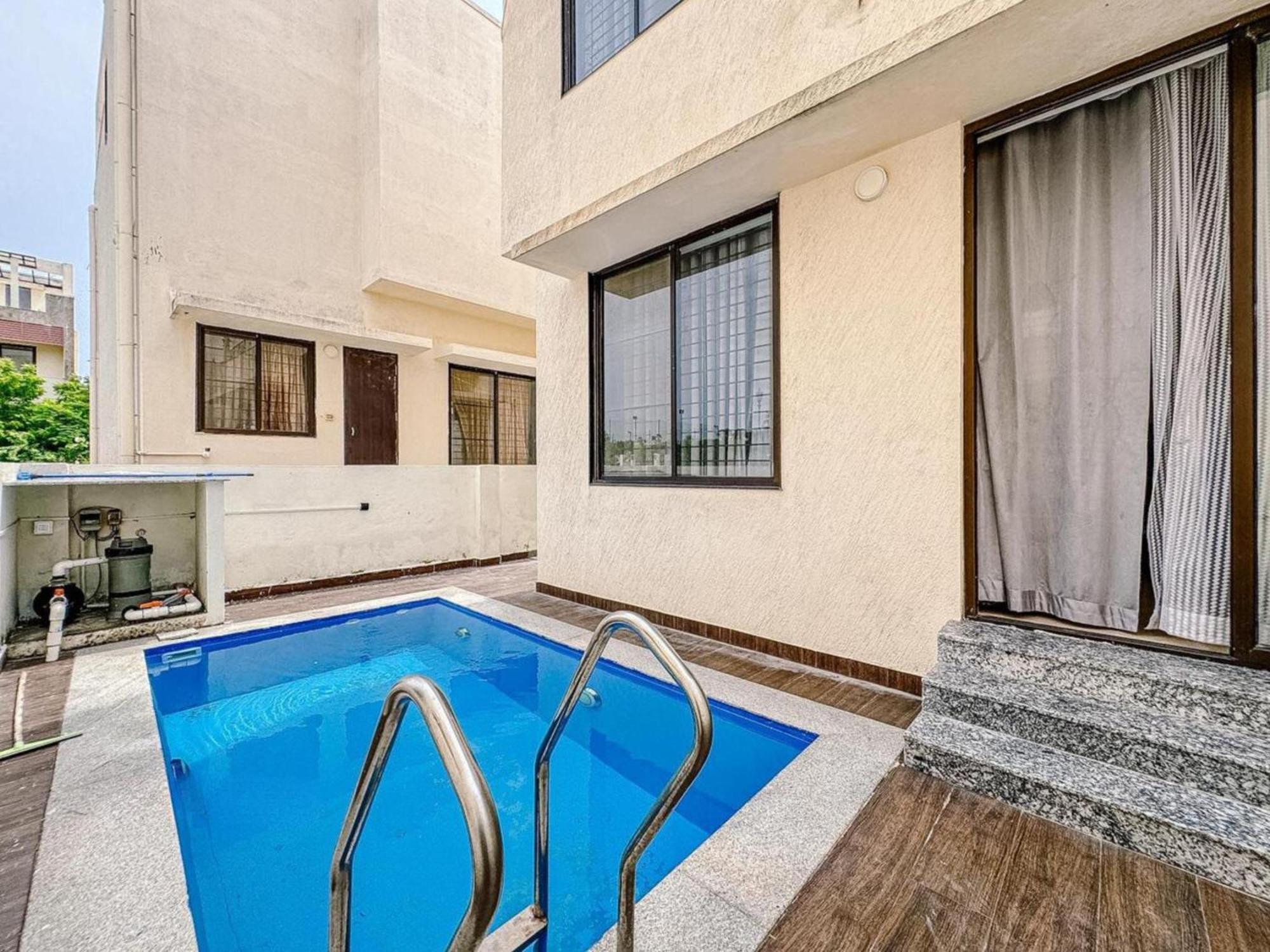 Private Villa With Swimming Pool Τσενάι Εξωτερικό φωτογραφία